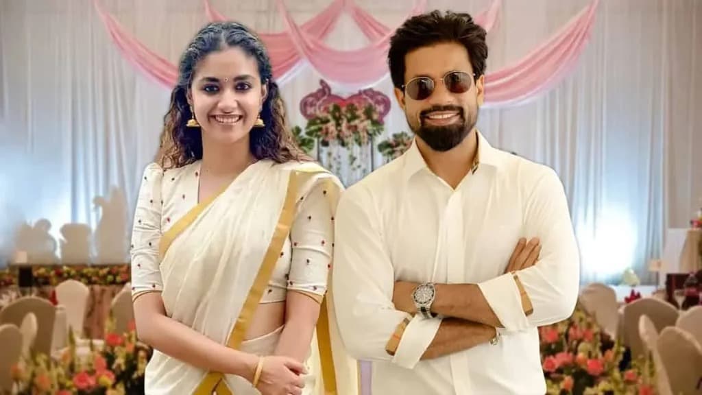 https://newstamil-tv.s3.ap-south-1.amazonaws.com/1732860089701-Antony-Thattil-Keerthy-Suresh-10.jpg