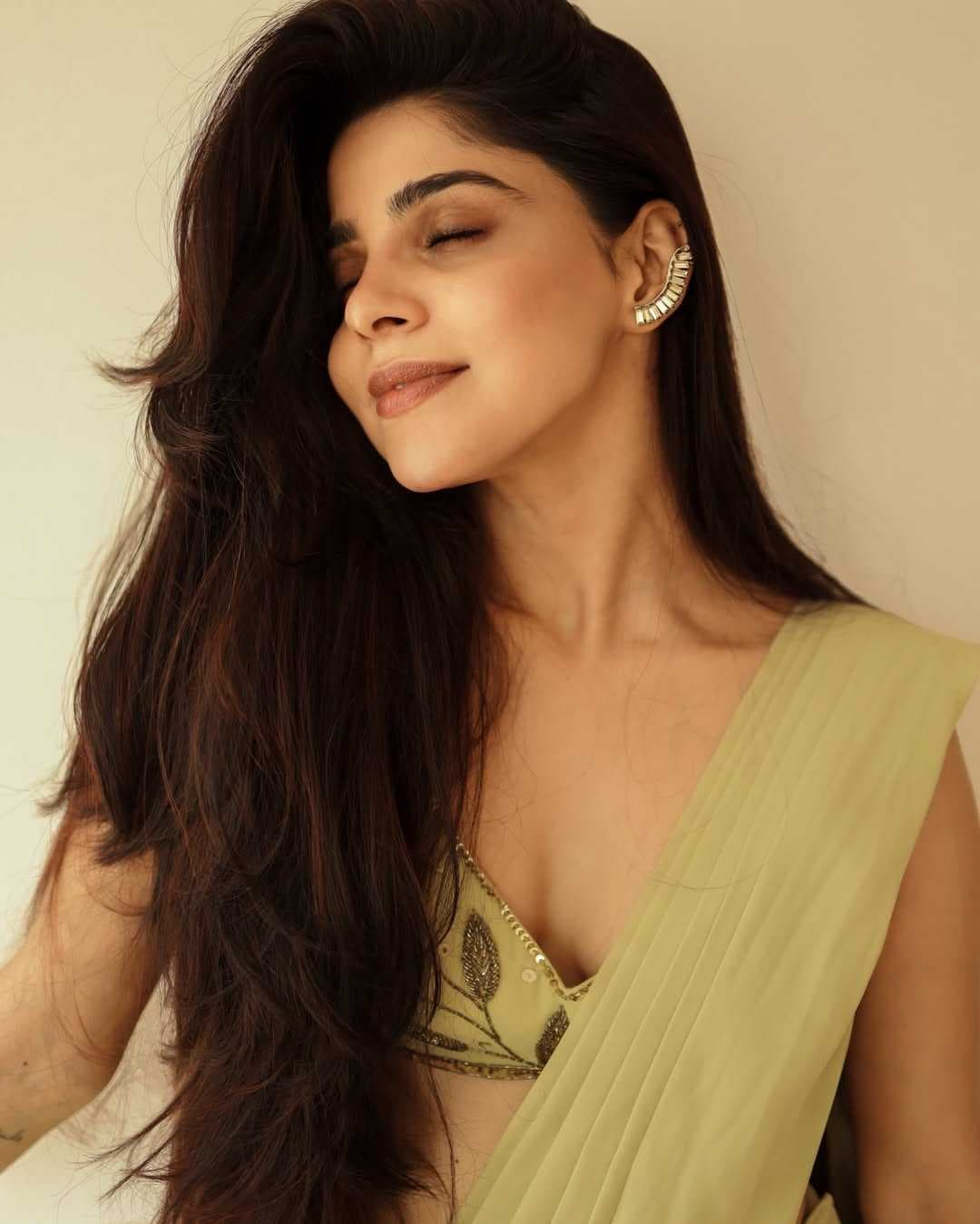 https://newstamil-tv.s3.ap-south-1.amazonaws.com/1745830565606-2.jpg