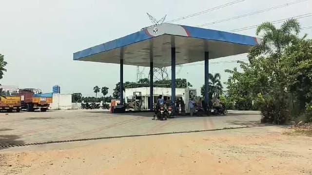 TVM Petrol bunk issue