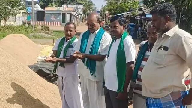 TNJ Farmers waiting