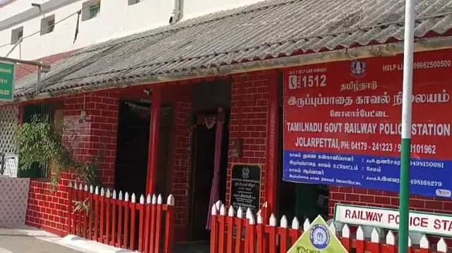 TPT rail cellphone theft