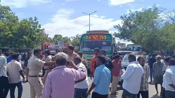 Pazhani advocate issue