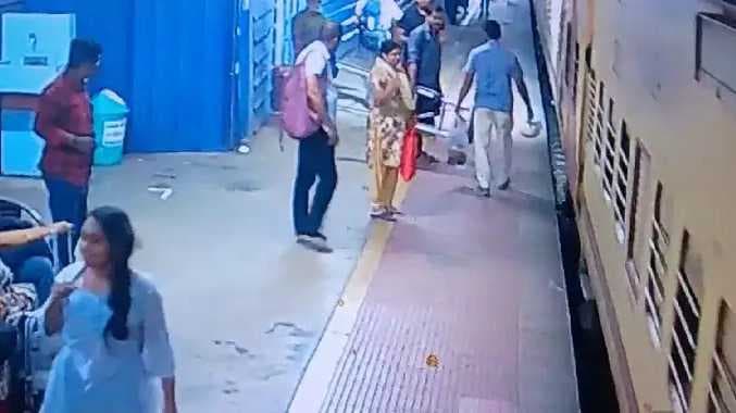 Kerala train cctv