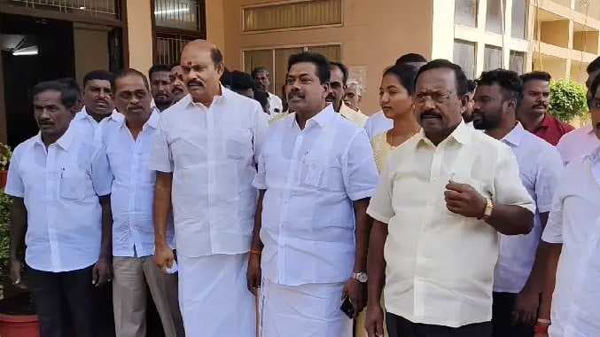 SLM Commsionare office petition