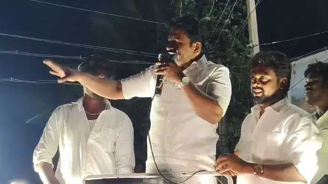 சி டி ஆர் நிர்மல் குமார்