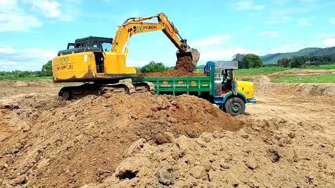 மணல் திருடி விற்பனை